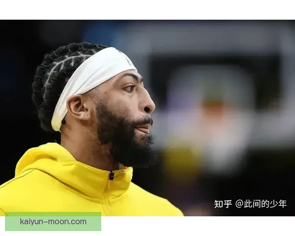 戴维斯边路表现稳定，持续提升球队整体竞争力