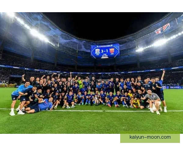 上海申花京沪对决表现稳健，客场竞争力持续提升争激烈